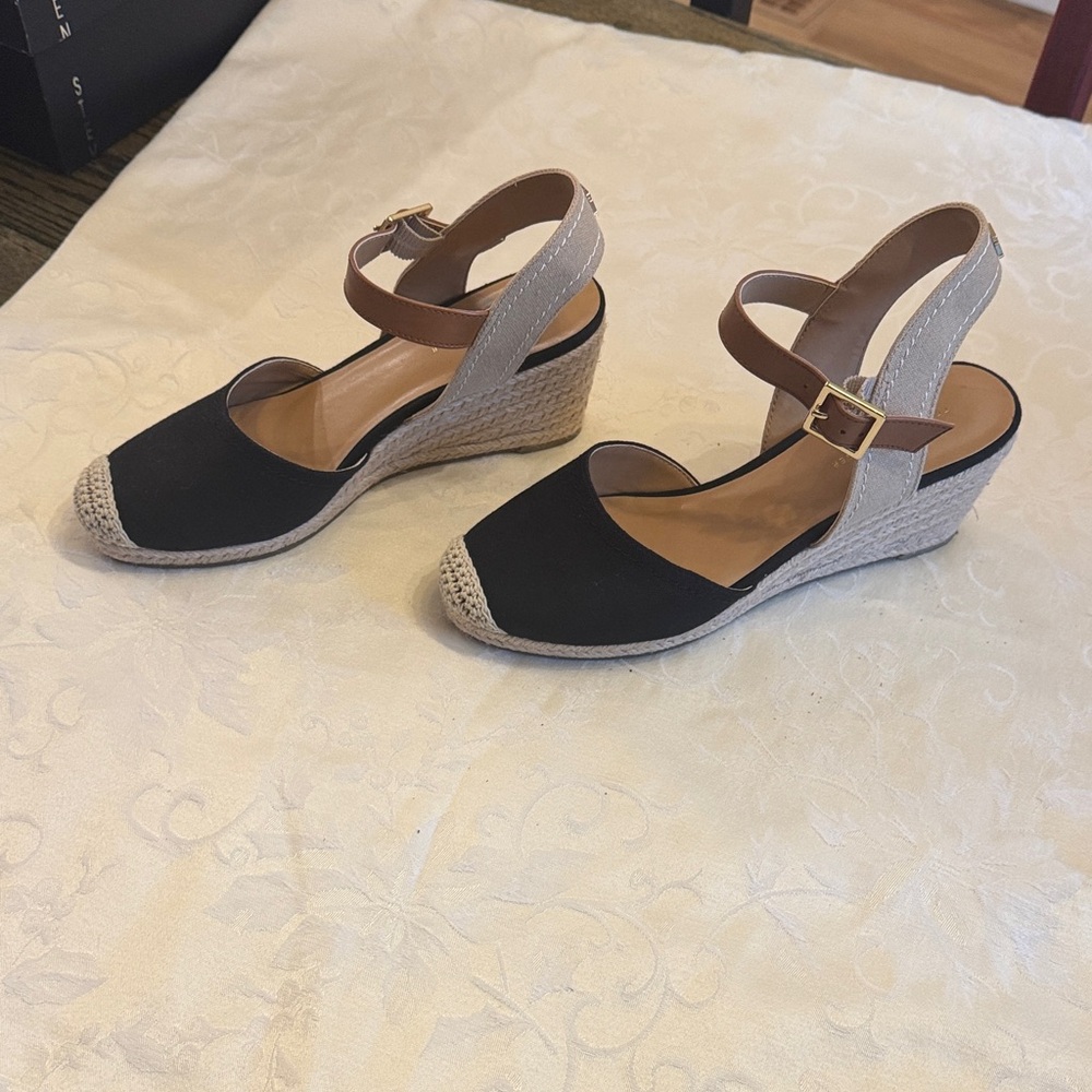 Tommy Hilfiger Black and Tan Wedge Espadrille Sandals - Picture 3 of 9
